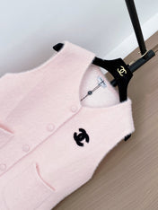 CHANEL 25S SLEEVELESS VEST 368