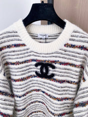CHANEL 25S LONG-SLEEVE SWEATER 534