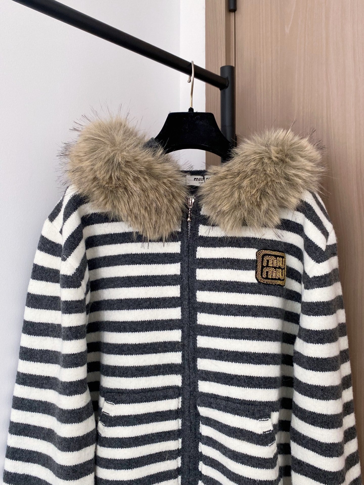 MIUMIU CARDIGAN STYLE 697