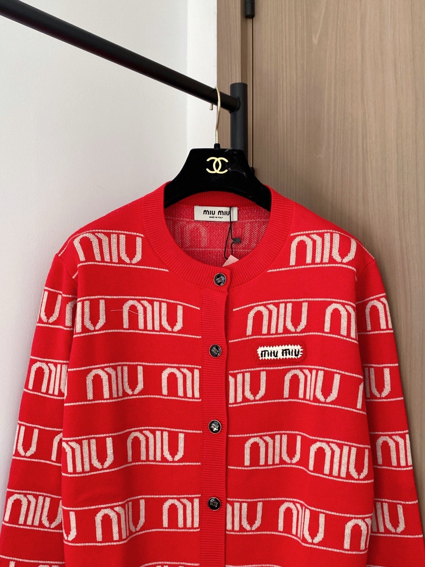 MIUMIU CARDIGAN STYLE 703