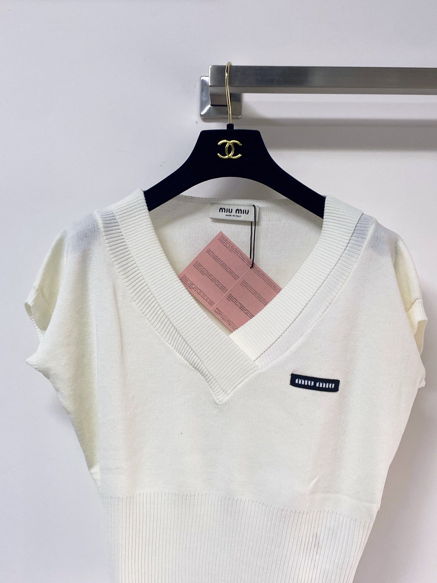 MIUMIU 26S SHORT-SLEEVED SWEATER STYLE 1144