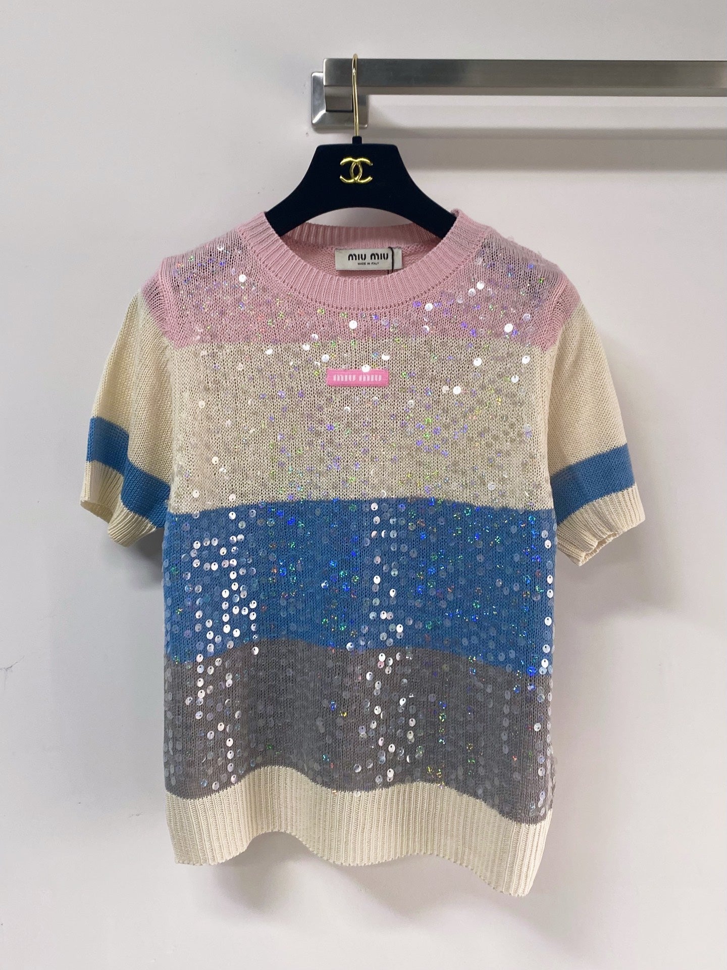 MIUMIU 26S SHORT-SLEEVED SWEATER STYLE 1129