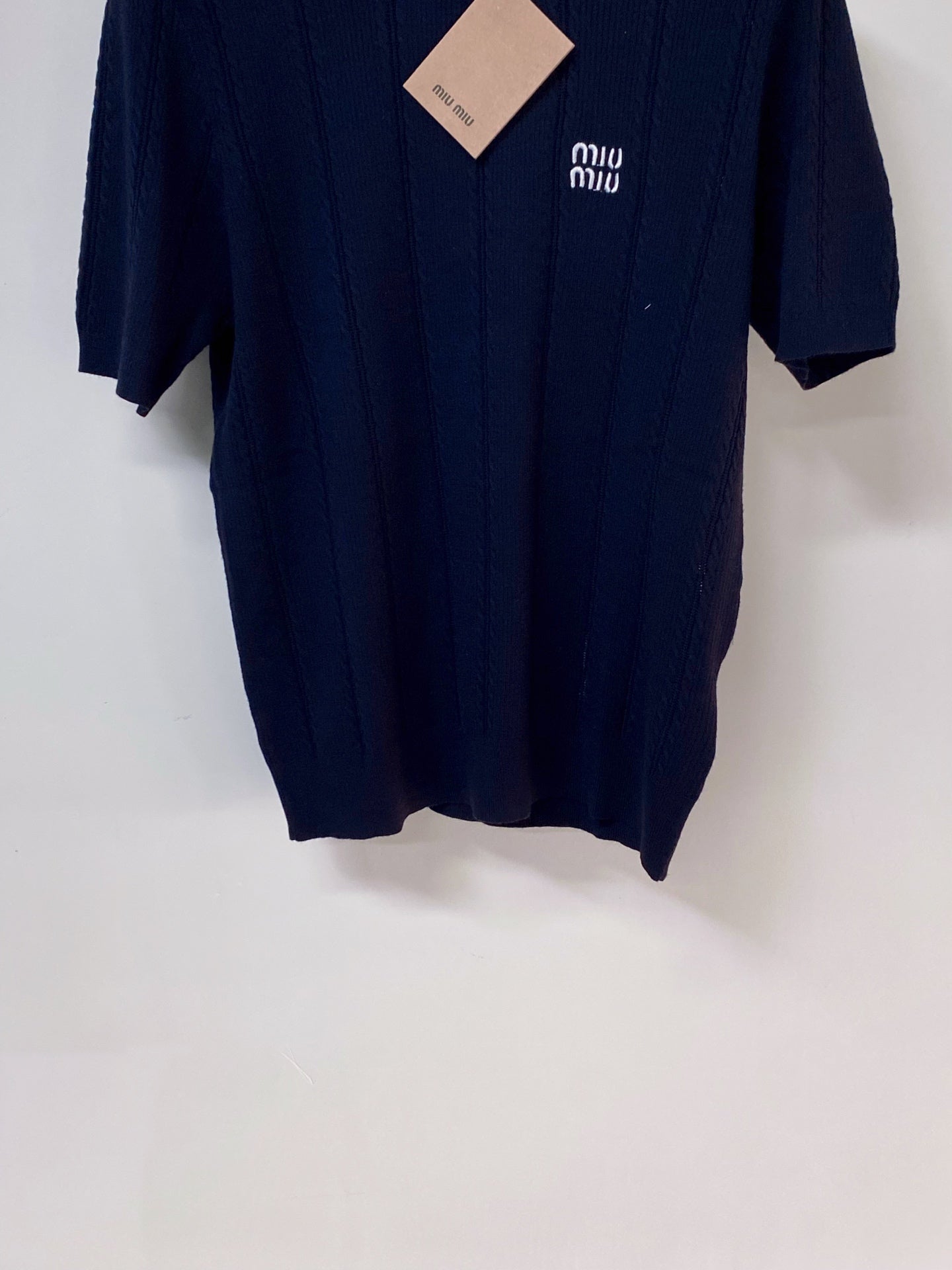 MIUMIU 26S SHORT-SLEEVED SWEATER STYLE 1121