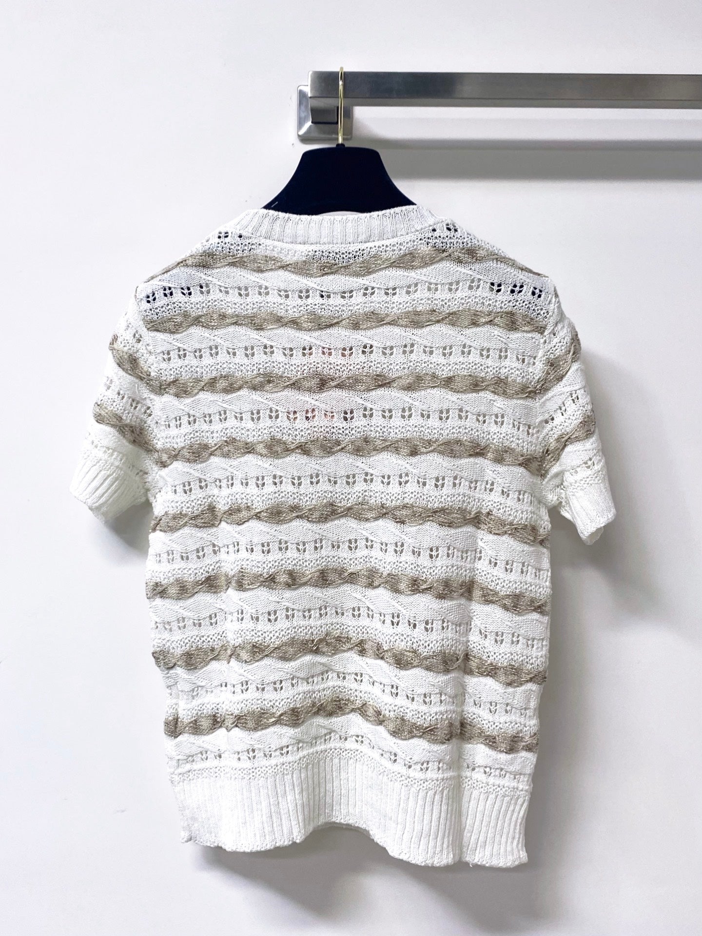MIUMIU 26S SHORT-SLEEVED SWEATER STYLE 1045