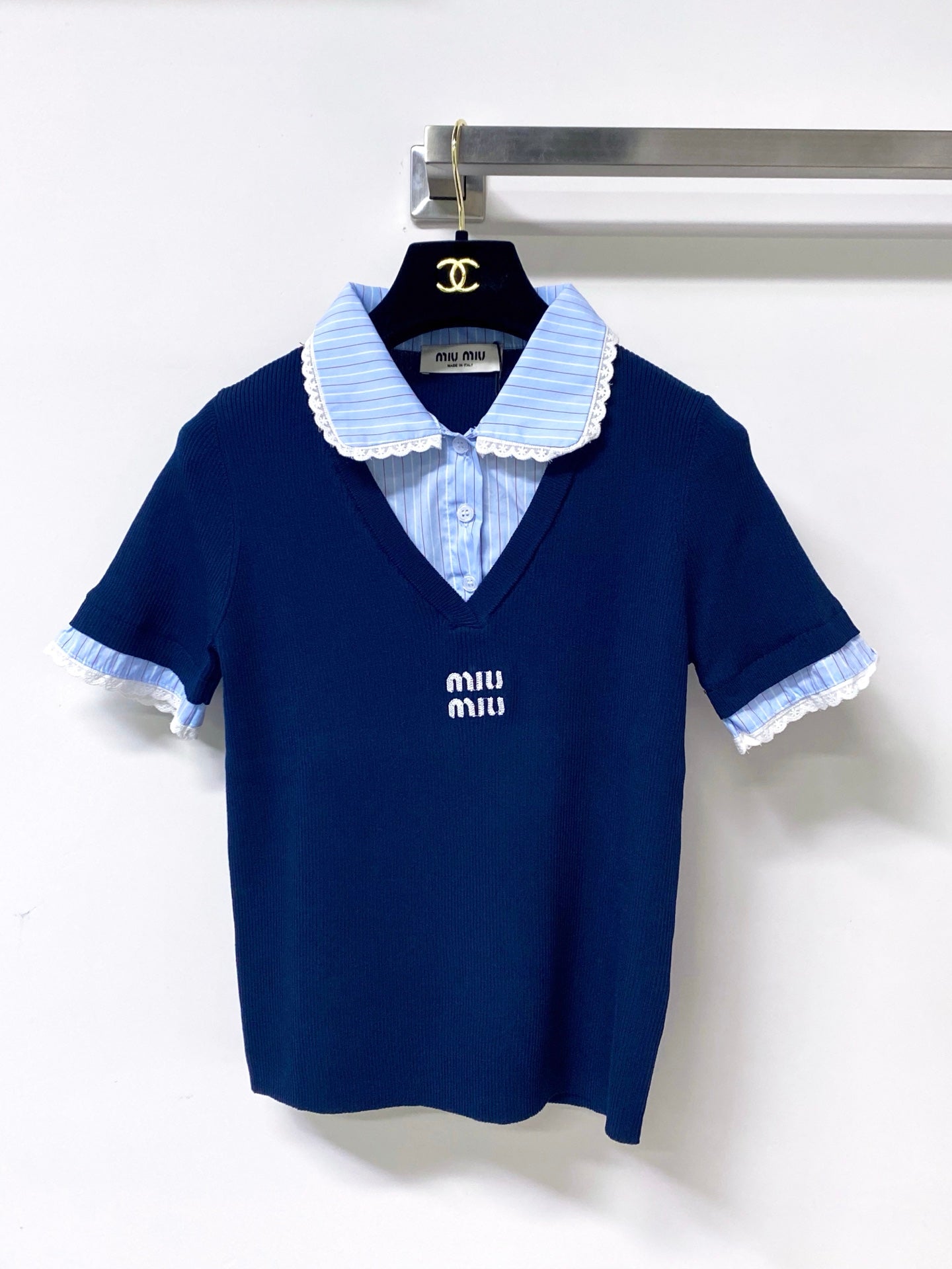 MIUMIU 26S SHORT-SLEEVED KNIT POLO SHIRT STYLE 1055