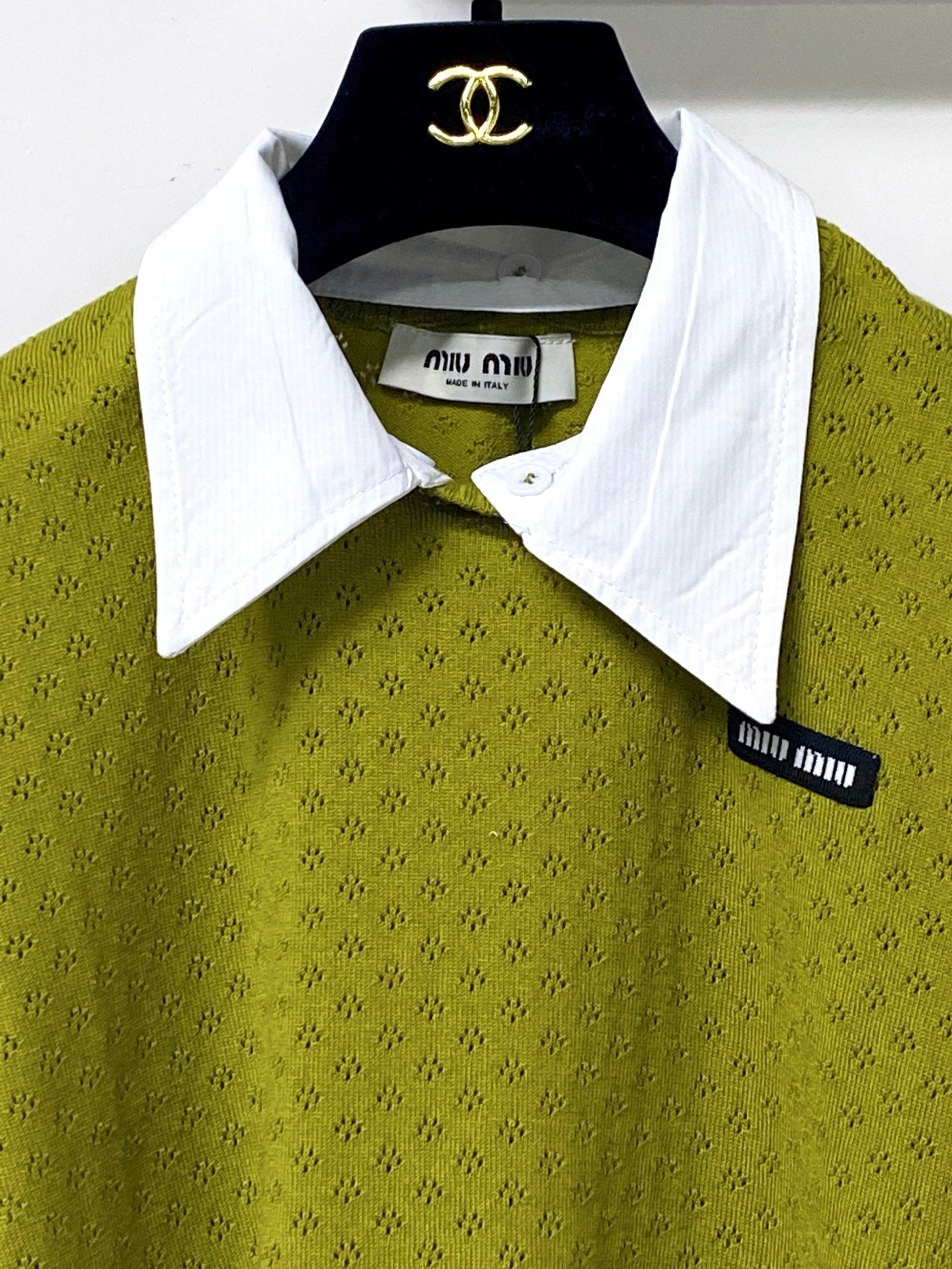 MIUMIU 26S SHORT-SLEEVED KNIT POLO SHIRT STYLE 1056