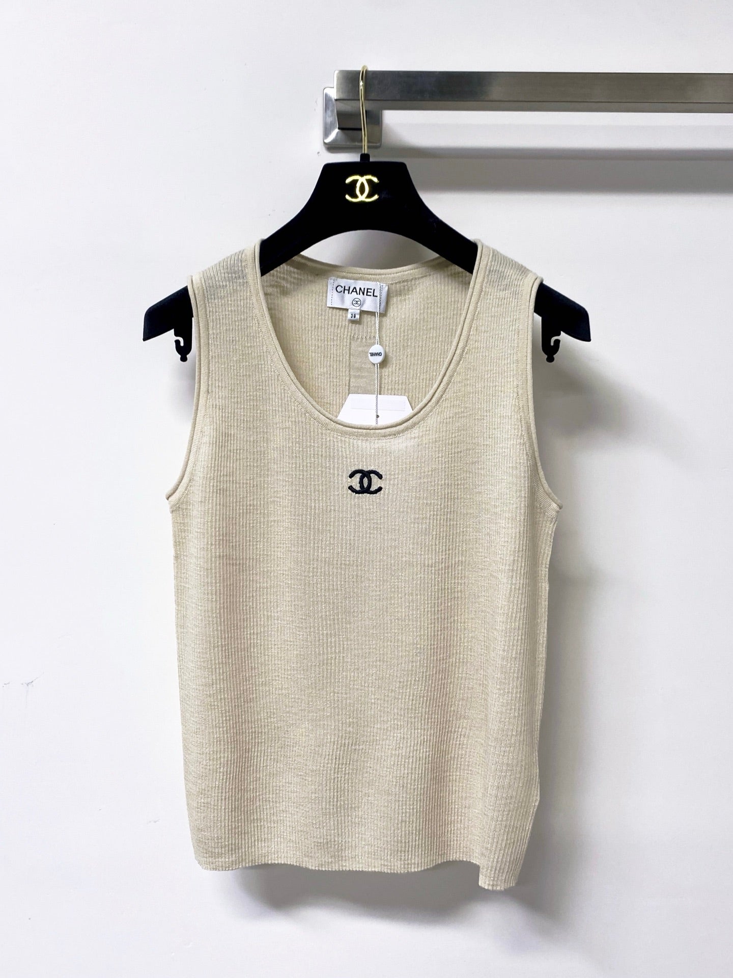 CHANEL 26S KNIT SLEEVELESS TOP STYLE 1203