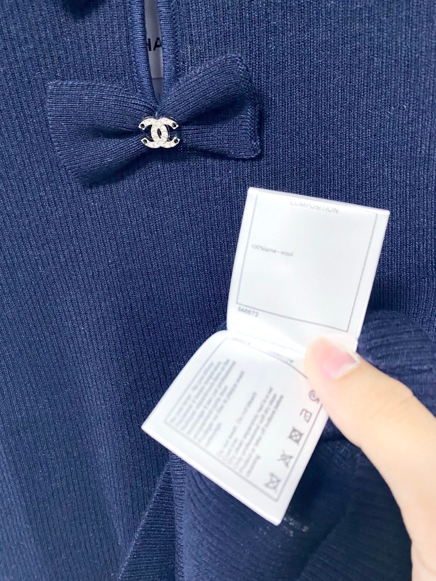 CHANEL 26S KNIT SLEEVELESS TOP STYLE 1209