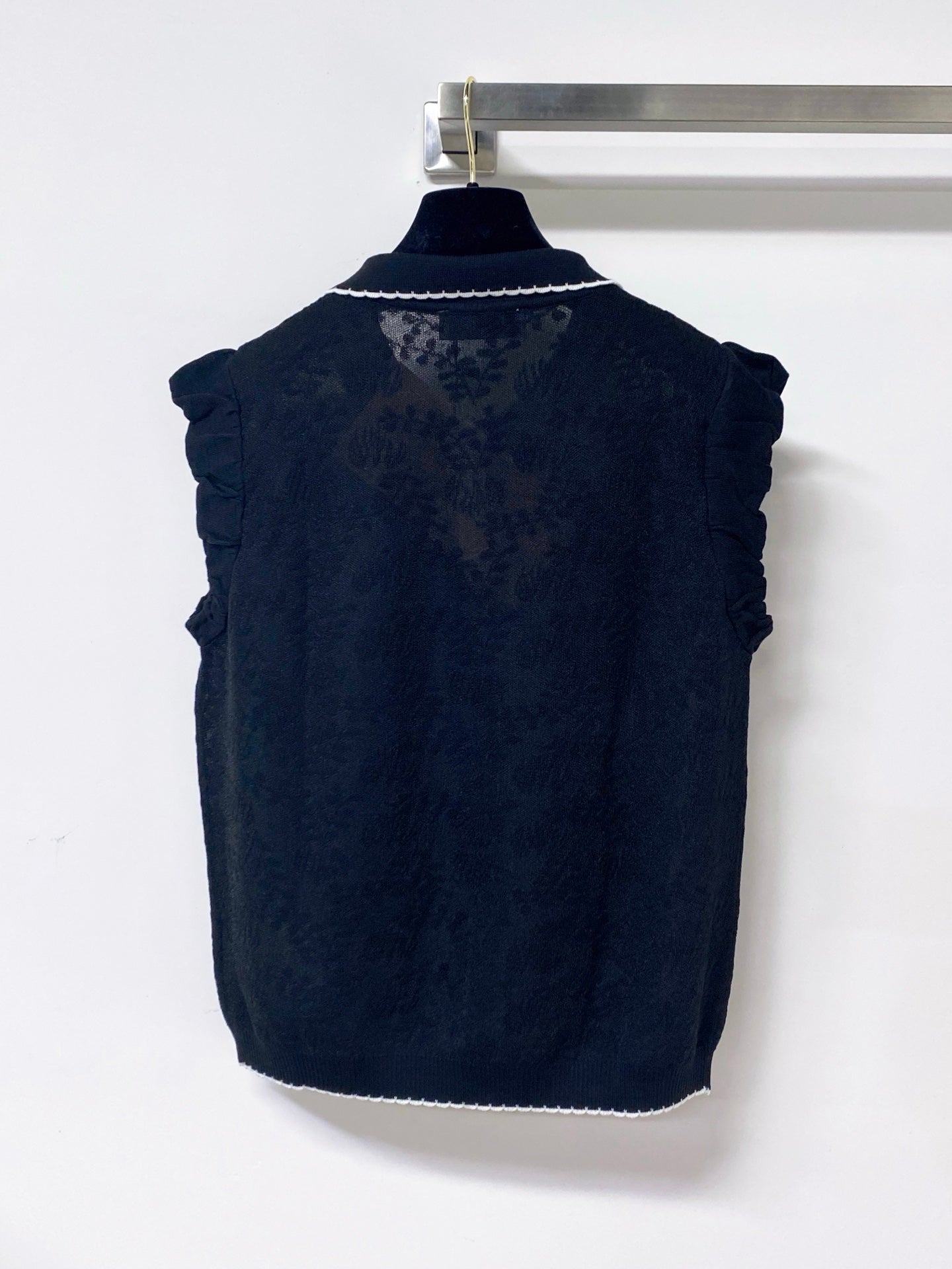 MIUMIU 26S SLEEVELESS KNIT POLO TOP 1150