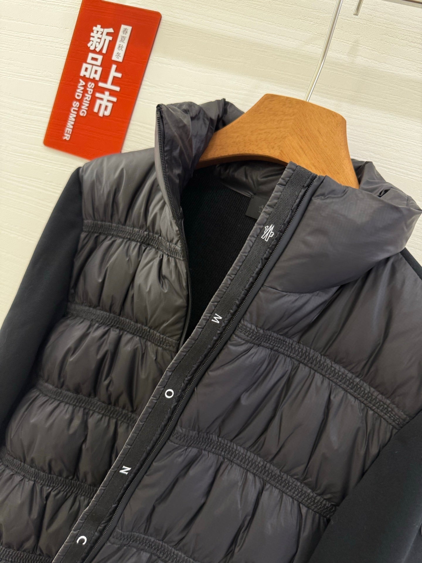 MONCLER 25S JACKET IN BLACK 060