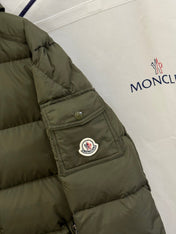 MONCLER 25S SHORT HOODED PUFFER JACKET 325