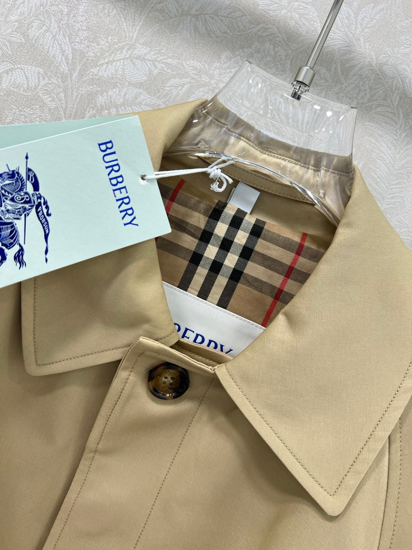 BURBERRY WINDBREAKER JACKET 275088