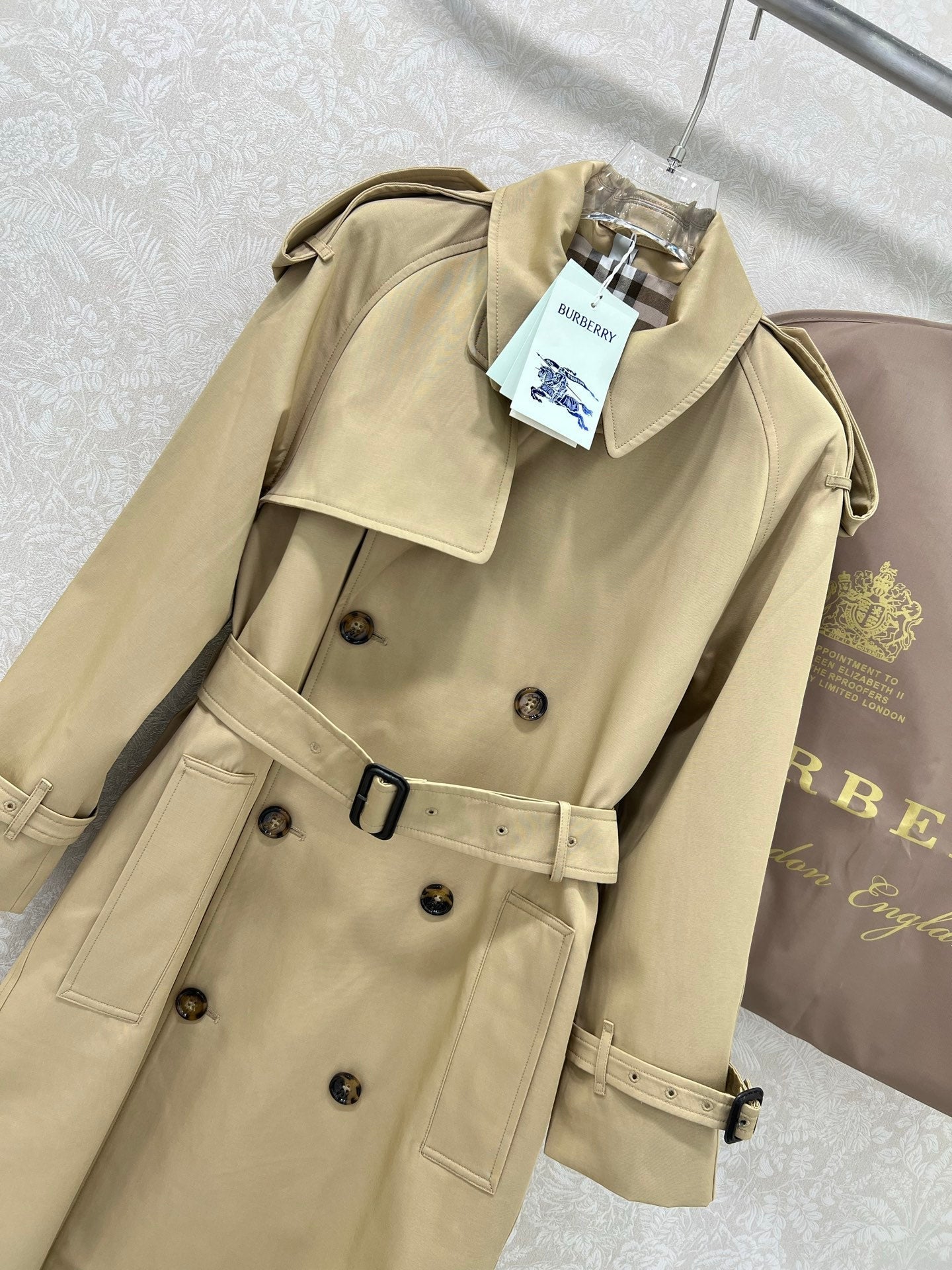 BURBERRY SELFORD-STYLE TRENCH COAT 275094