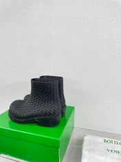 FIREMAN BOOTS IN BLACK RUBBER WITH ICONIC INTRECCIO MOTIF