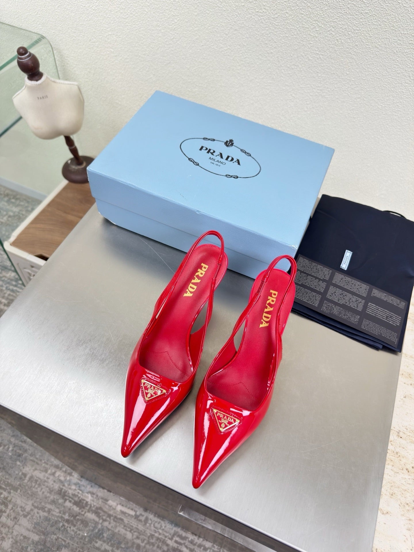 PRADA 26S SLINGBACK POINTED HEELS 75MM IN RED PATENT CALFSKIN