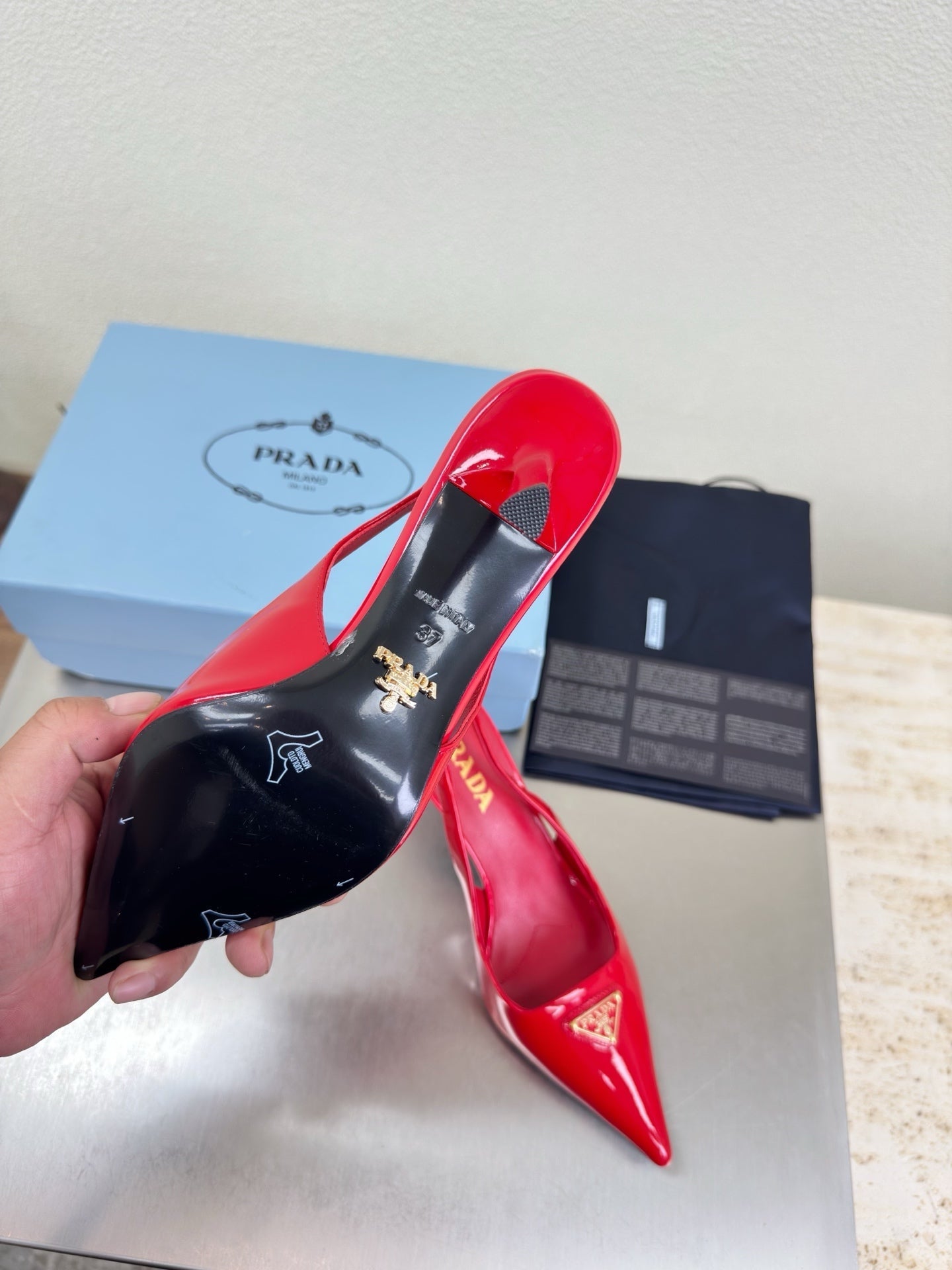 PRADA 26S SLINGBACK POINTED HEELS 75MM IN RED PATENT CALFSKIN