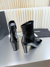 CHANEL 26S ZIPPER BOOTS 75 MM IN BLACK PATENT LEATHER CROCODILE EMBOSSED AND CALFSKIN