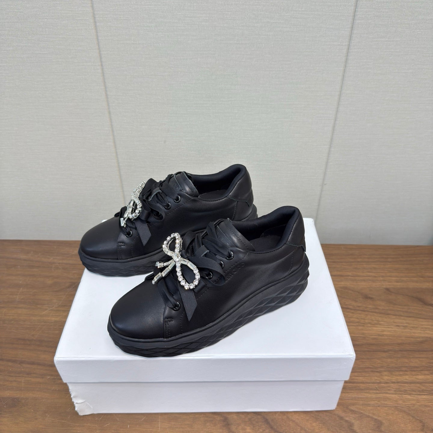 JIMMY CHOO 26S SNEAKERS 55 MM IN BLACK CALFSKIN WITH CRYSTAL BOW