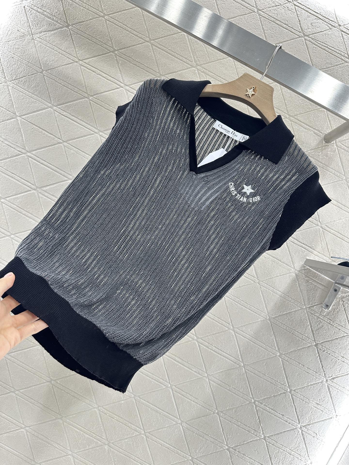 DIOR V-NECK KNIT SWEATER 276685