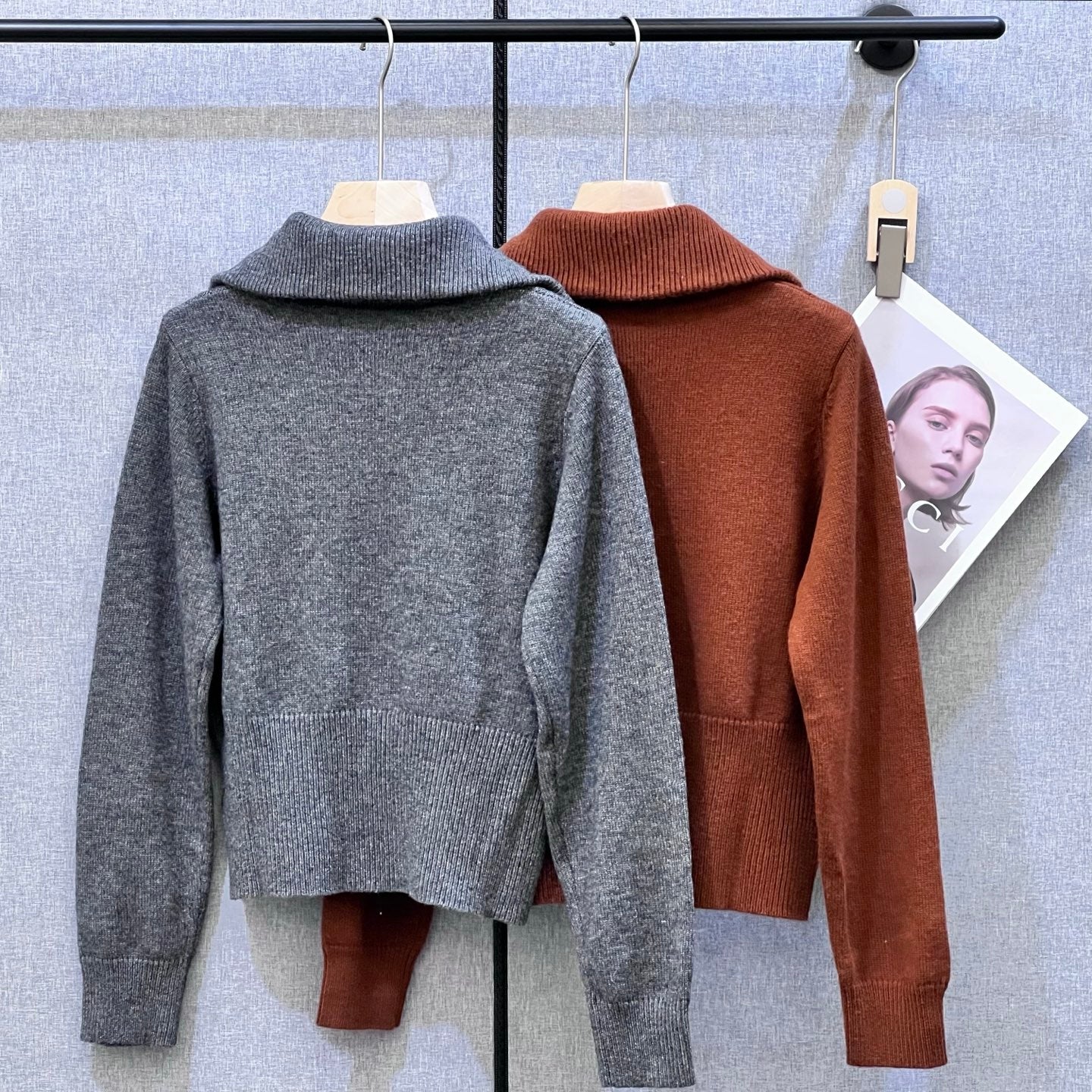 MIUMIU PULLOVER SWEATER STYLE 334