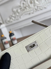 HM 26S KELLY MINI 22MM IN MILKY WHITE CROC EMBOSSED CALFSKIN SILVER KELLY BUCKLE