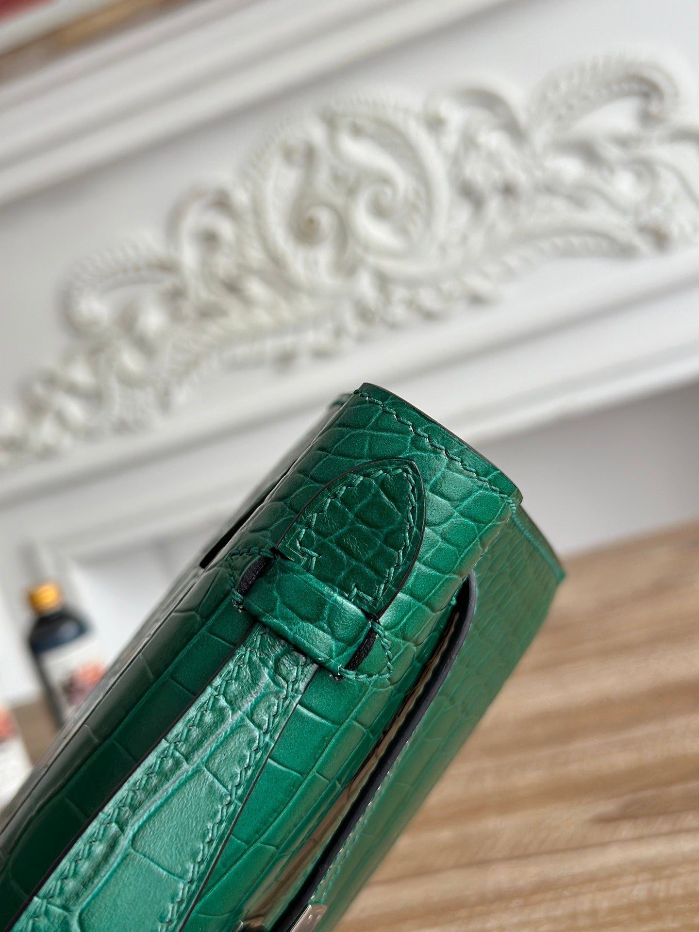 HM 26S KELLY MINI 22MM IN DARK GREEN CROC EMBOSSED CALFSKIN SILVER KELLY BUCKLE