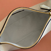 GUCCI 26S SHOULDER BAG 19 IN WHITE CALFSKIN