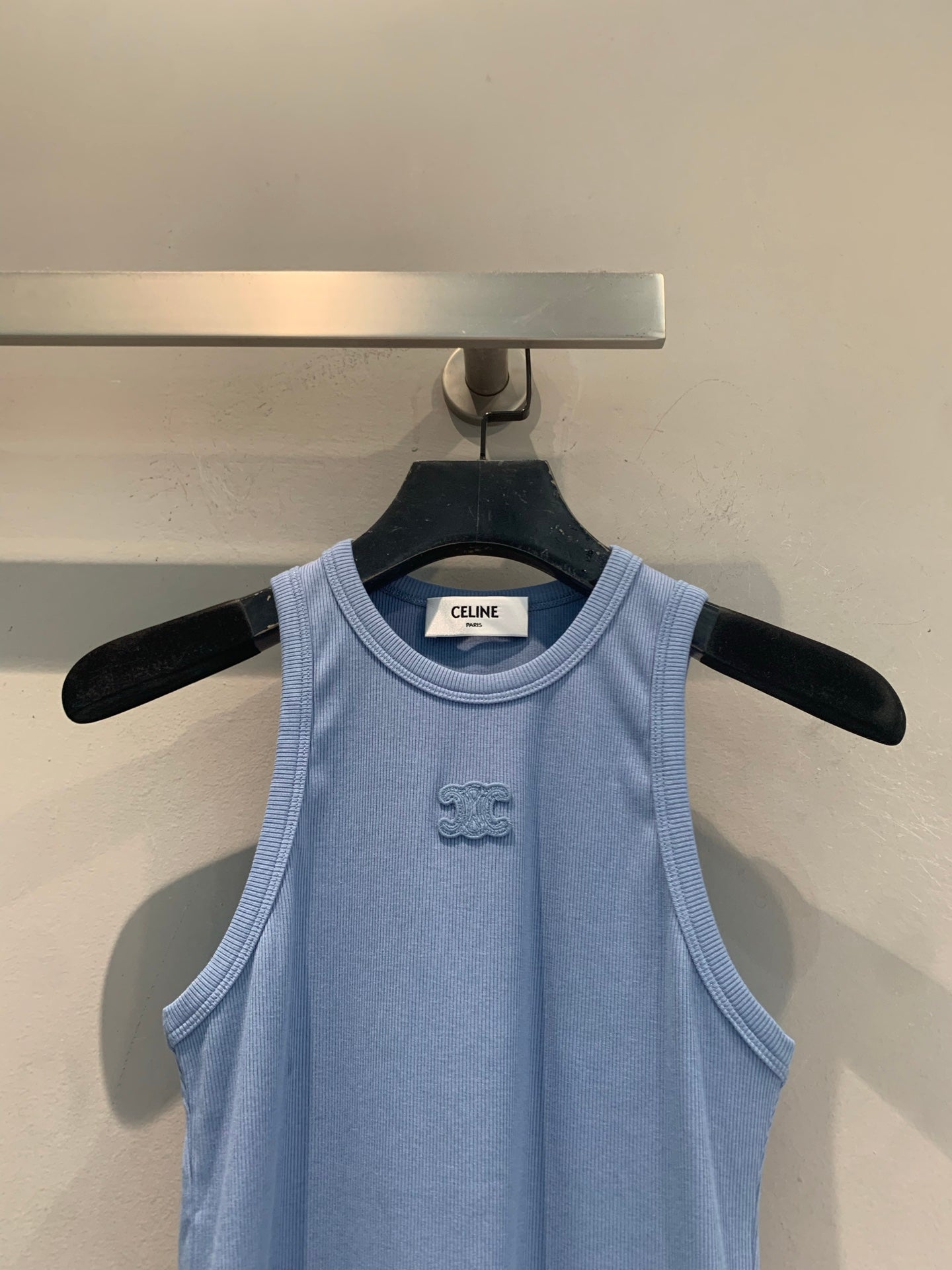 CELINE 26S SLEEVELESS TANK TOP 277