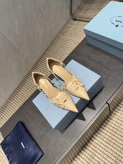 PRADA 26S POINTED TOE CUT OUT HIGH HEELS 75MM IN BEIGE CALFSKIN WITH BOW