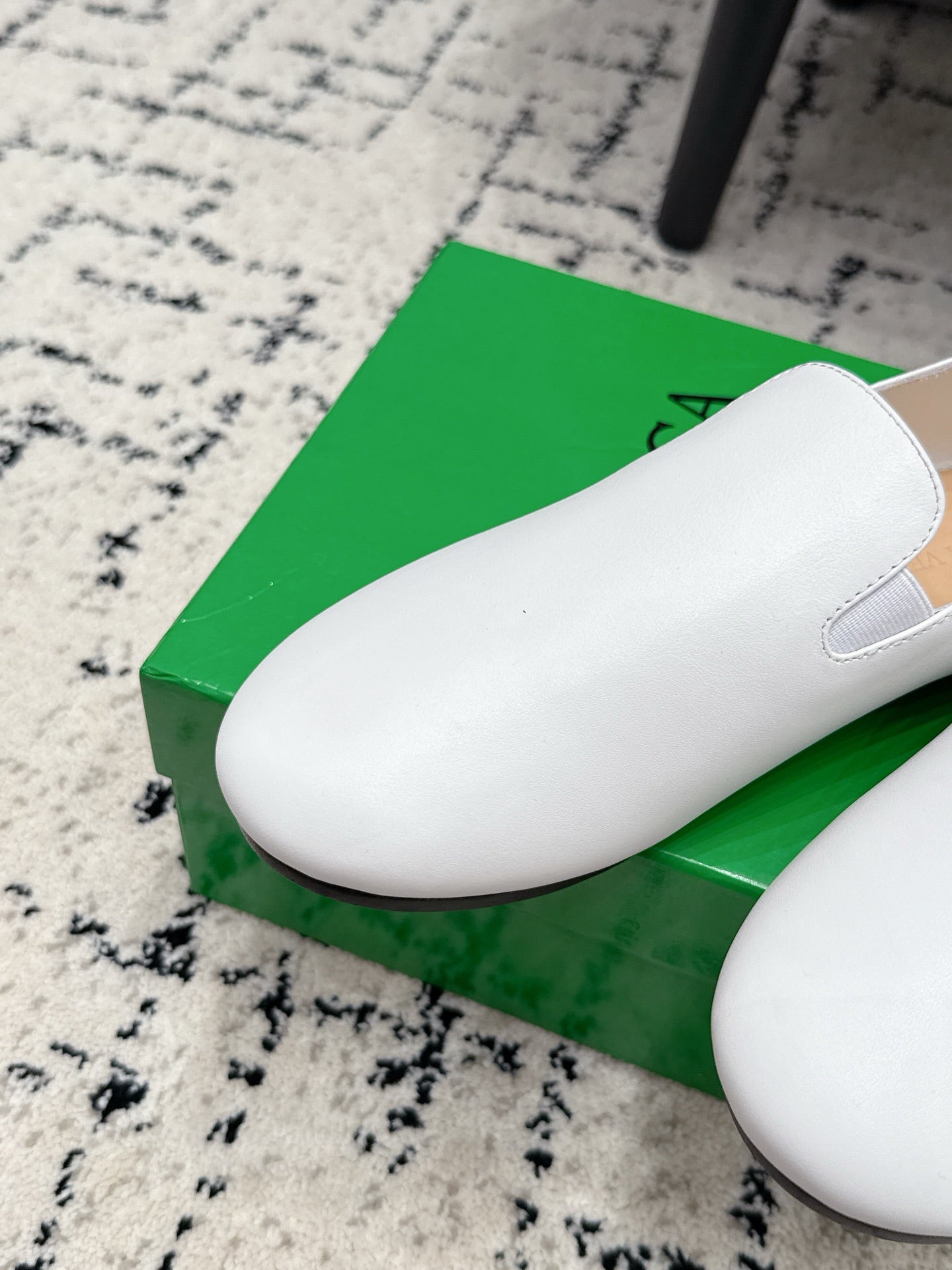 BOTTEGA VENETA 26S FLAT LOAFERS IN WHITE CALFSKIN