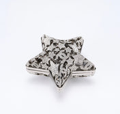 CHANEL 26S STAR CLUTCH MINI 13 IN SILVER CRYSTAL EMBELLISHED METAL