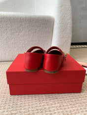 VLOGO LOCKER MARY-JANE BALLERINA IN CRIMSON RED CALFSKIN