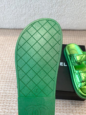 DAD SANDAL IN EMERALD GREEN SHEEPSKIN MULE