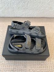 DAD SANDAL IN BLACK DENIM FABRIC