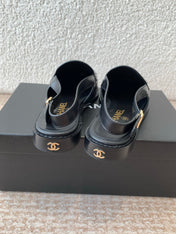 CC MOCCASIN SLINGBACK IN BLACK CALFSKIN
