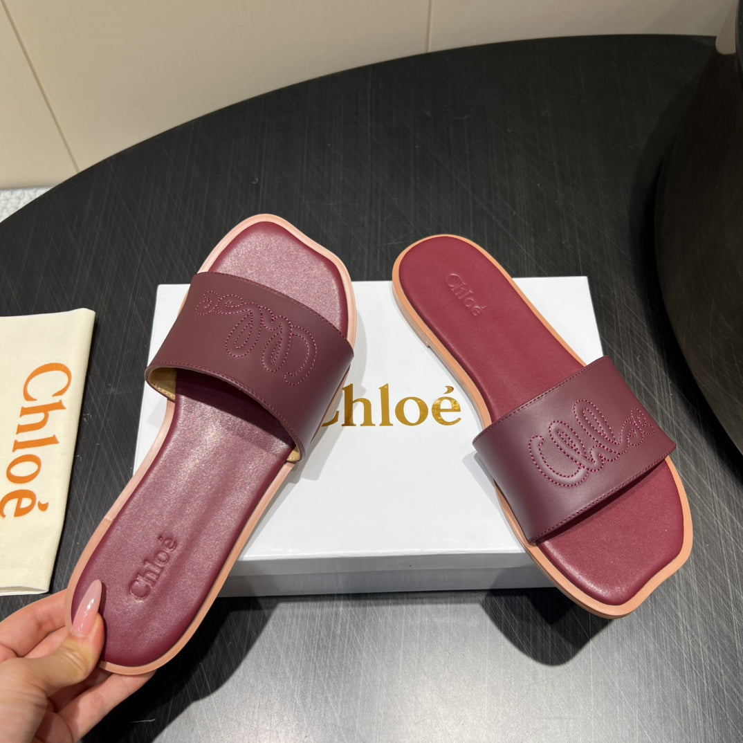 CHLOÉ 26S SANDALS IN DARK RED CALFSKIN