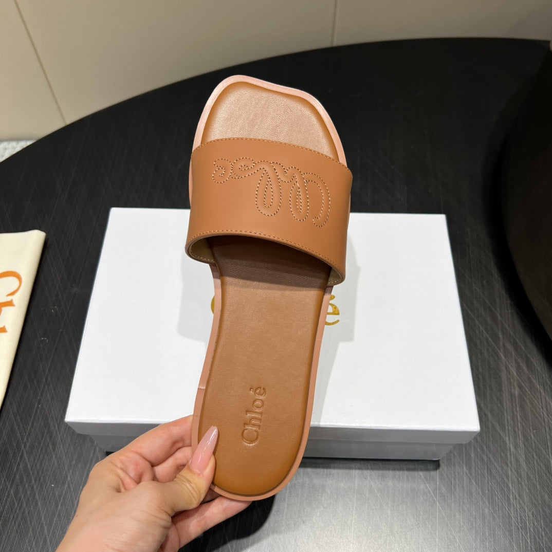 CHLOÉ 26S SANDALS IN BROWN CALFSKIN