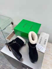 BOTTEGA VENETA 26S FUR-LINED BOOTS IN BLACK SUEDE AND WHITE WOOL