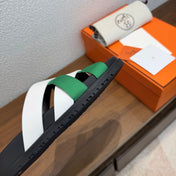 HM 26S KAZIMIR SANDAL IN WHITE CALFSKIN AND GREEN FABRIC