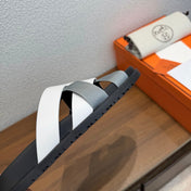 HM 26S KAZIMIR SANDAL IN WHITE CALFSKIN AND GREY FABRIC
