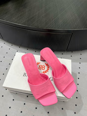 SQUARE-TOE MEDIUM HEEL MULES IN PINK CALFSKIN LOGO EMBOSSED