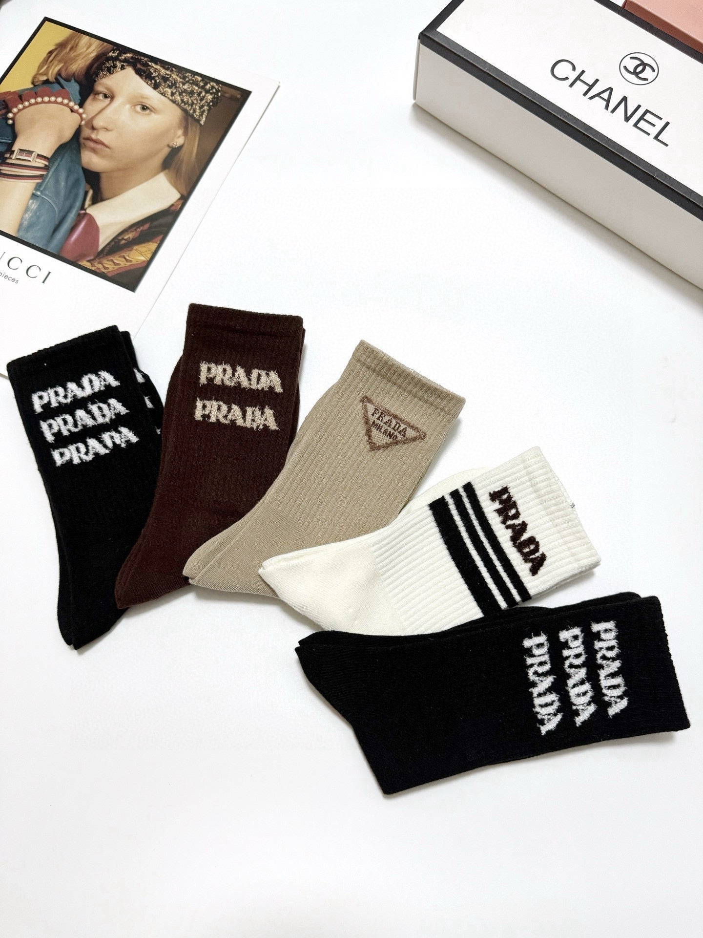 PRADA 26S CREW SOCKS 569329 (1 BOX)