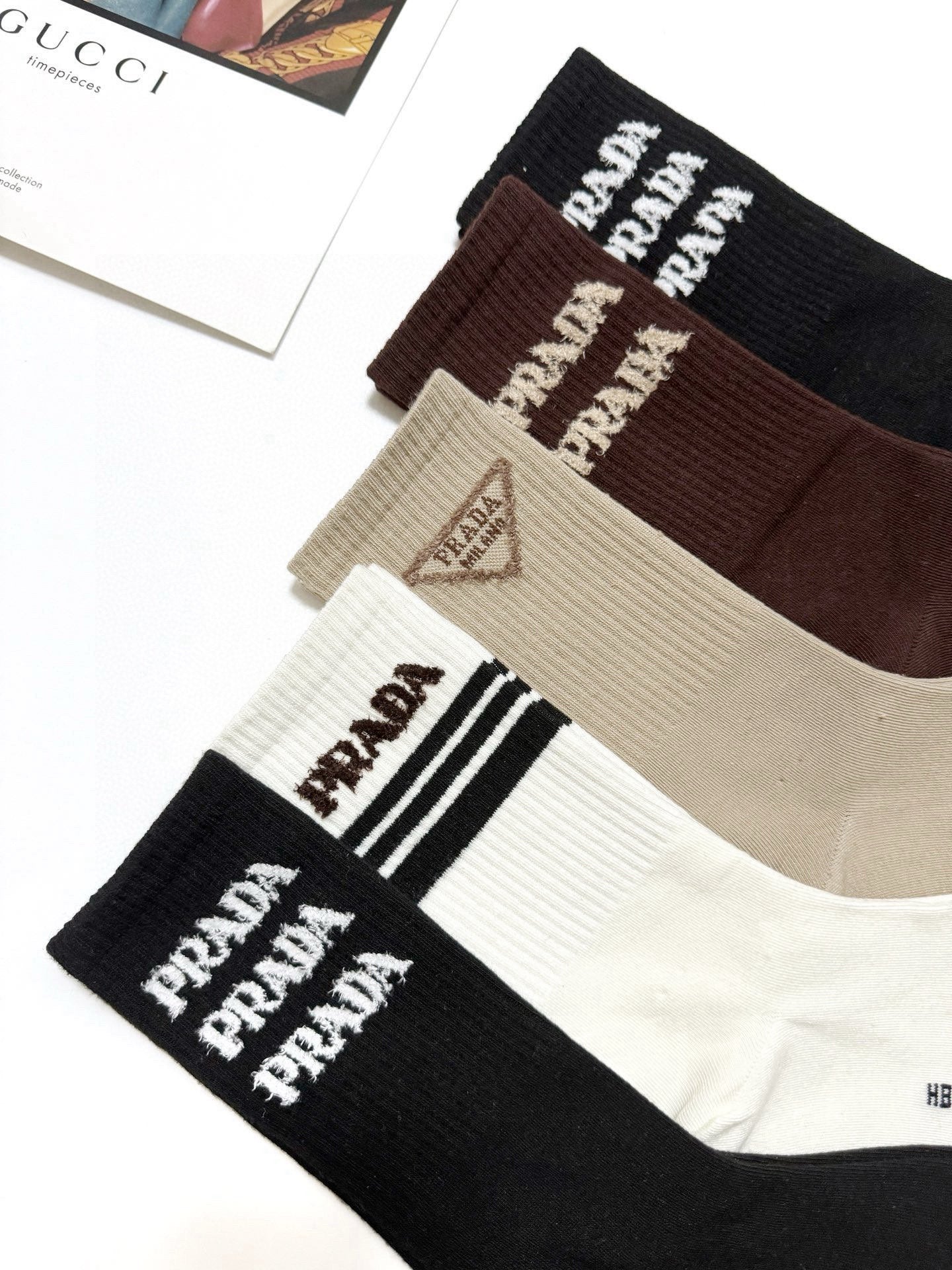 PRADA 26S CREW SOCKS 569329 (1 BOX)
