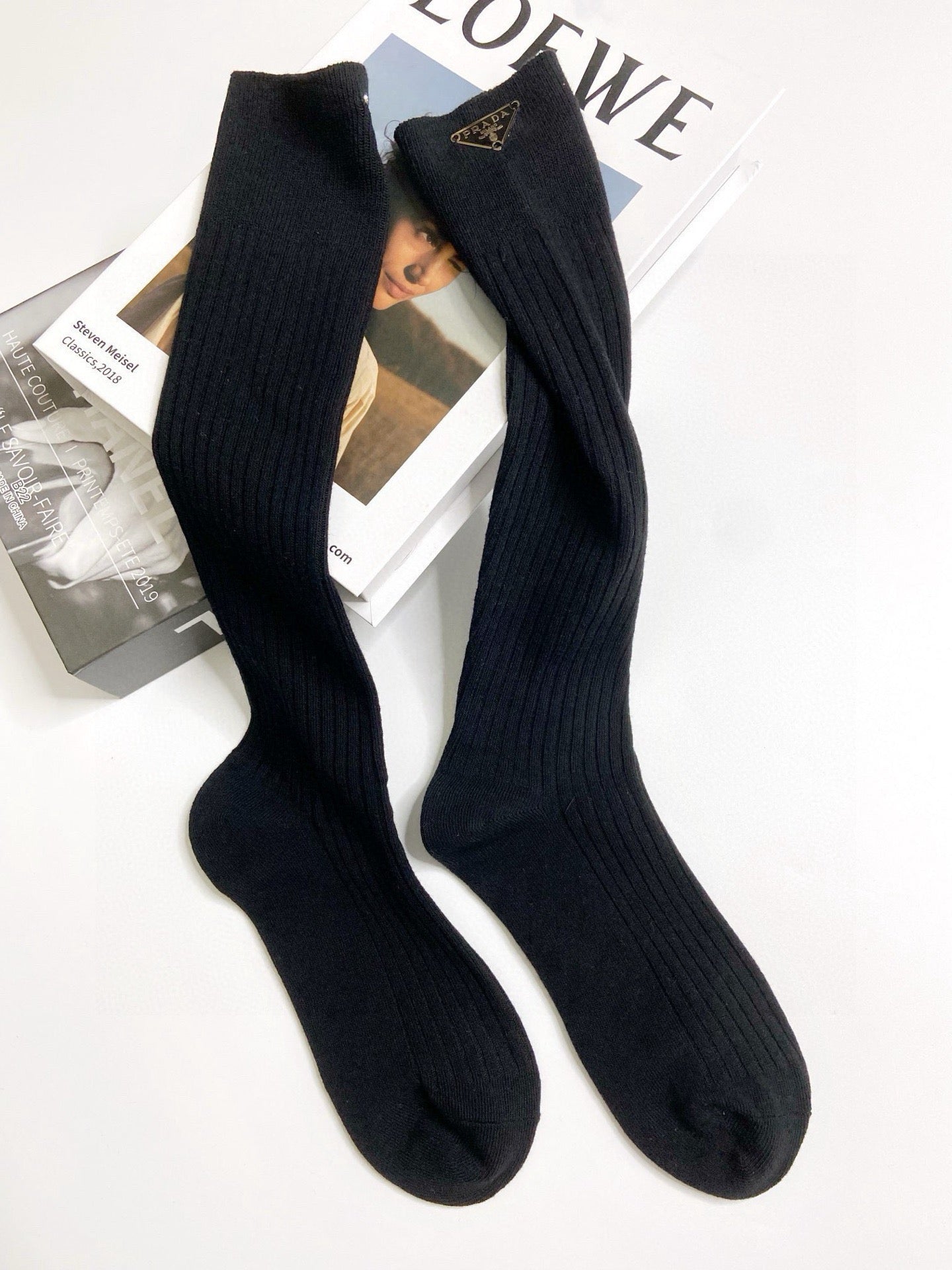 PRADA 26S CREW SOCKS 408723 (1 BOX)