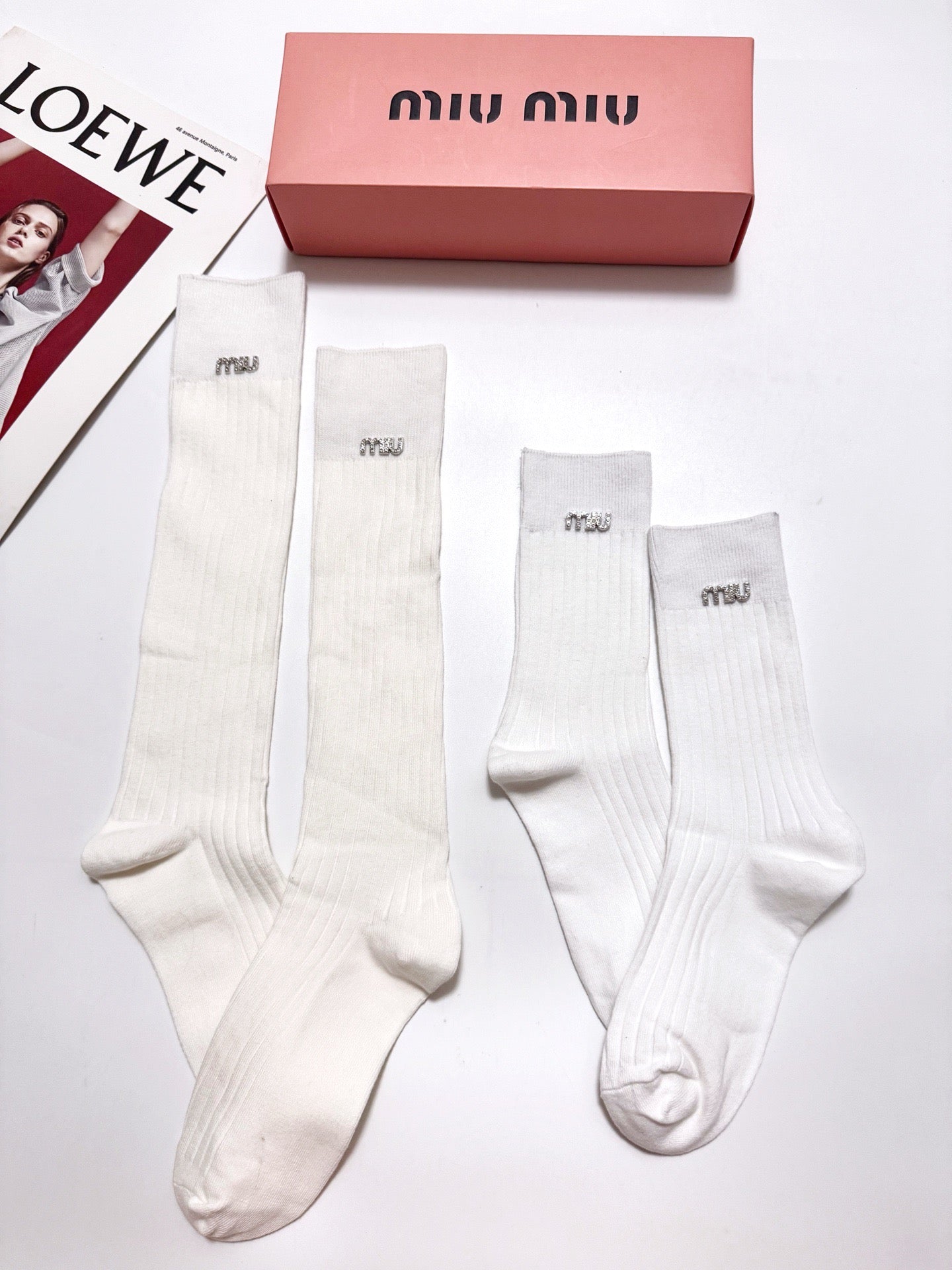 MIUMIU 26S CREW SOCKS 412443 (1 BOX)