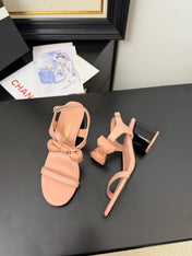 MID HEEL 45 MM SANDALS IN PEACH PINK CALFSKIN