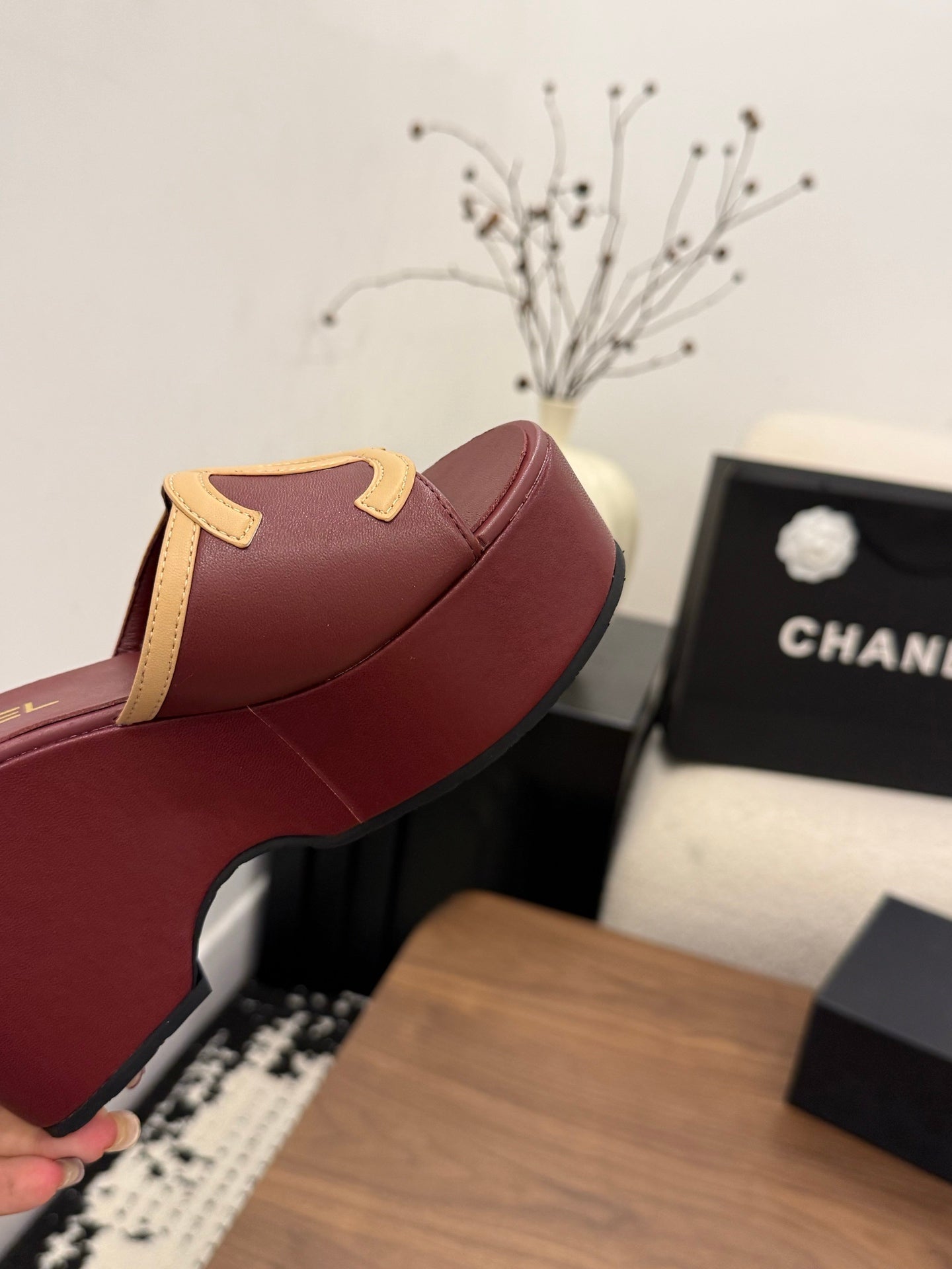 CHANEL 26S WEDGE SANDALS 95 MM IN DARK RED CALFSKIN