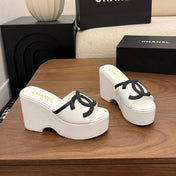 CHANEL 26S WEDGE SANDALS 95 MM IN WHITE CALFSKIN