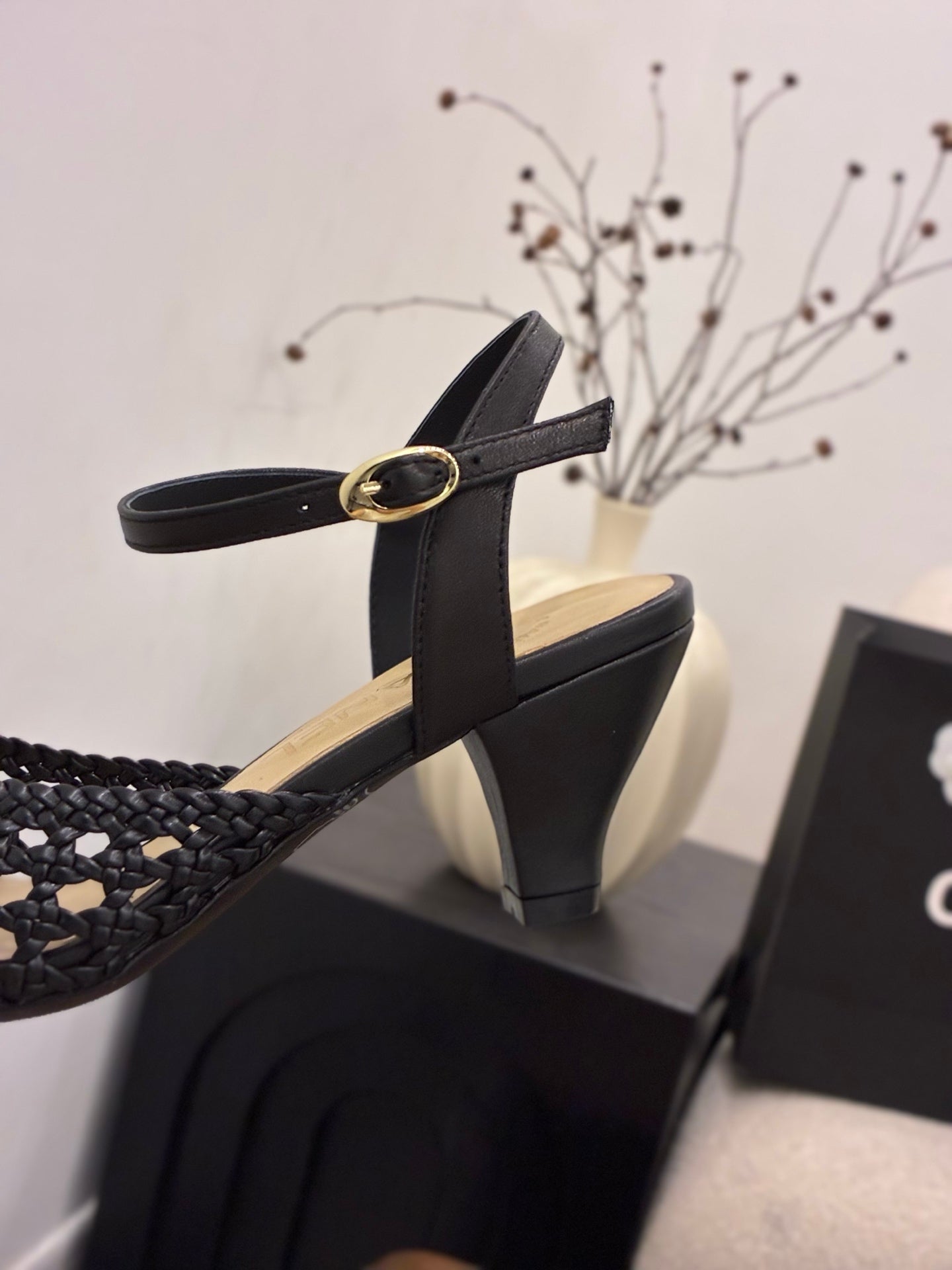 CHANEL 26S HIGH-HEELED BACK-STRAP SANDALS 60 MM IN BLACK WOVEN LAMBSKIN
