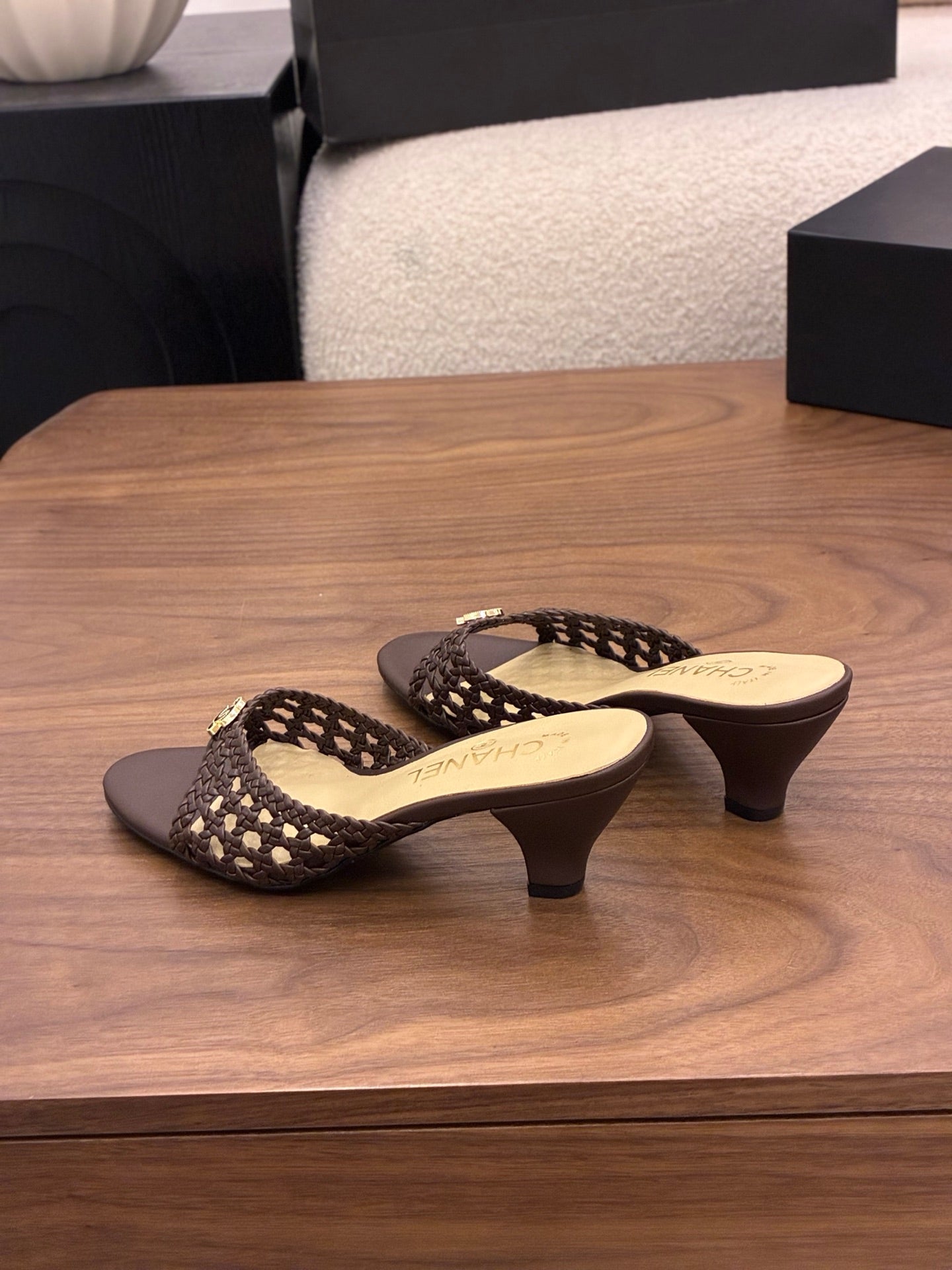 CHANEL 26S HIGH HEELS SANDALS 60 MM IN DARK BROWN WOVEN LAMBSKIN